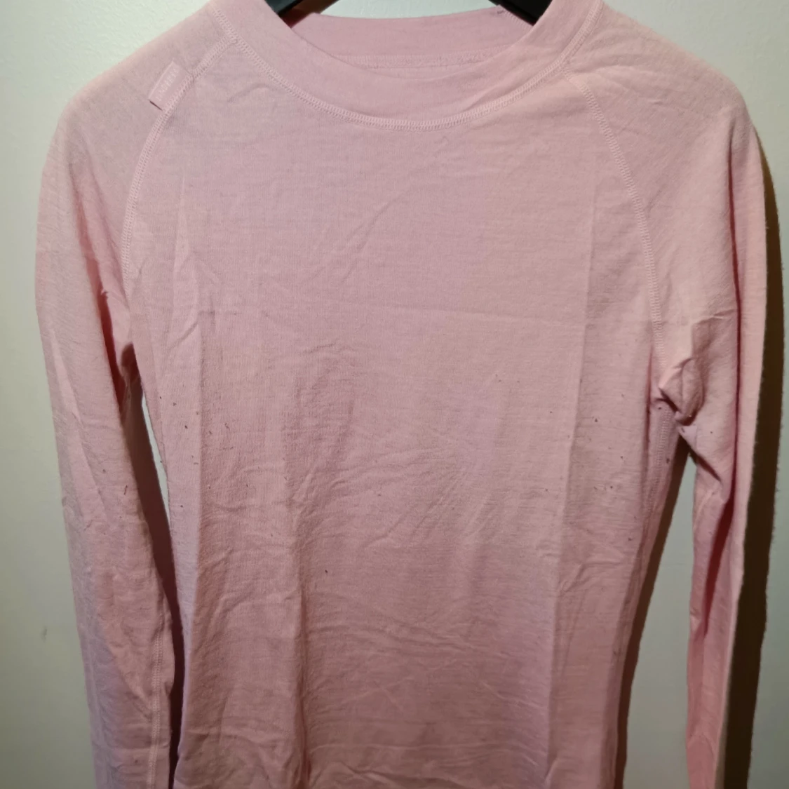 Rosa underställs tröja i bomull. Storlek XS-S.