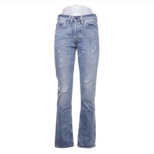 Jeans - Jättecoola jeans! Mid waist, sitter perfekt på mig som är ungifär 169 Pris kan diskuteras!