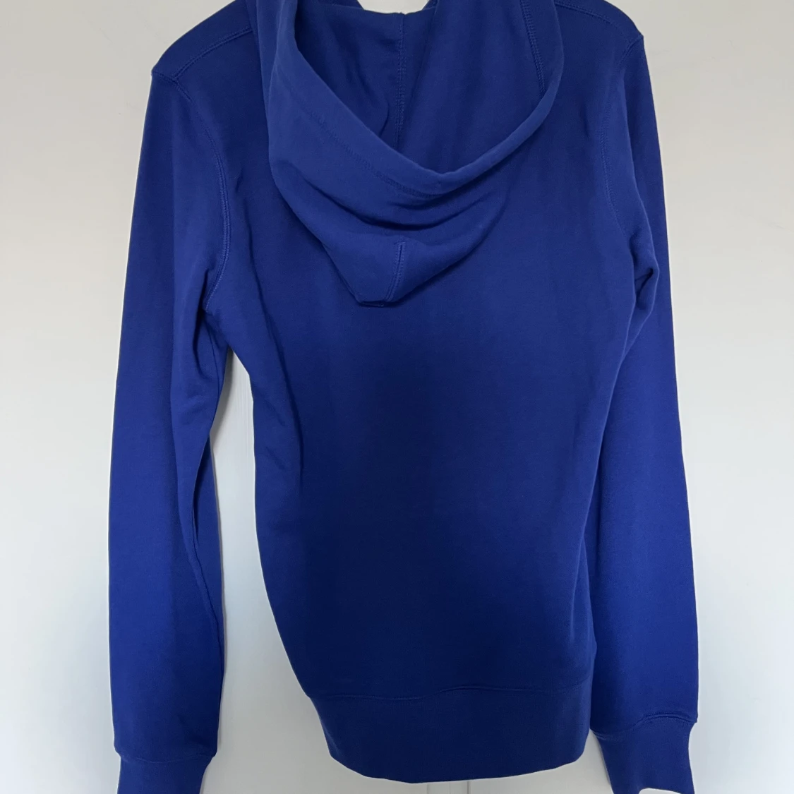 Oanvänd Nike kofta - 90