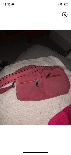 Noella väska - Helt oanvänd o helt ny. Nypris ca 599 , PRIS GÅR ALLTID ATT DISKUTERA ❤️kom me frågor o funderingar