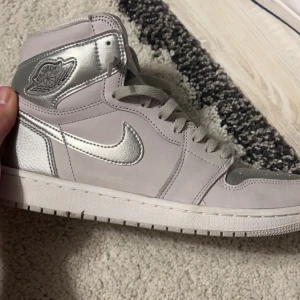 Jordan 1  - Jordan 1 co Japan, nyskick använd 2-3 gånger. Kommer inte till användning längre. Storlek 44