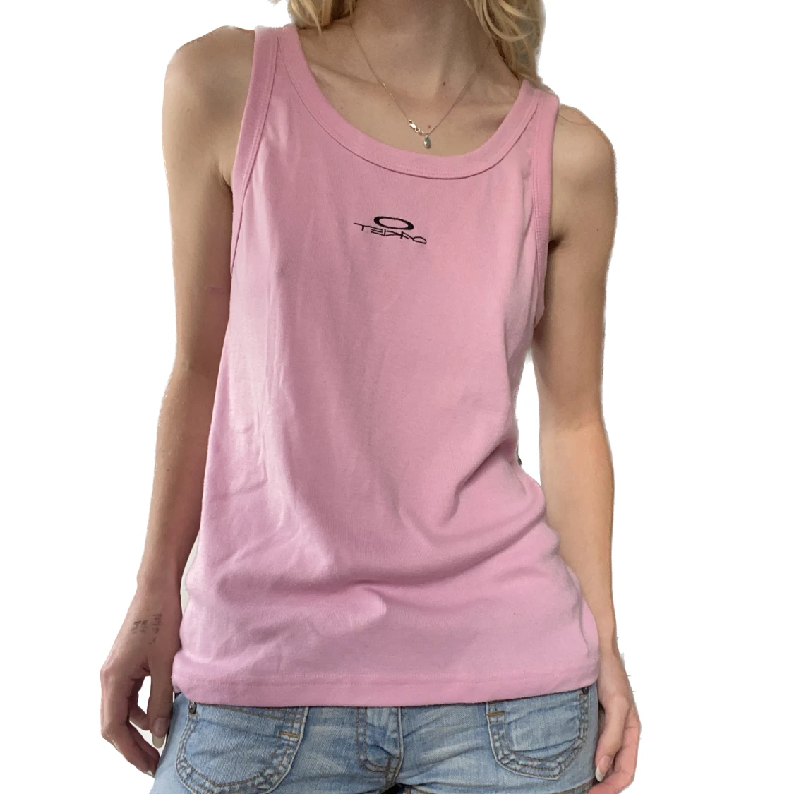 Rosa oakley linne - 91