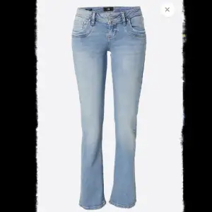 Ett par skit snygga ltb jeans som har använt fåtal gånger. Jag säljer pågrund av att dem är för korta för mig💗