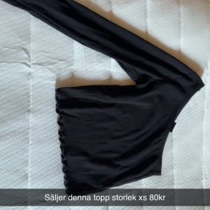 Topp - Jätte fint skick bara använda 2 gånger