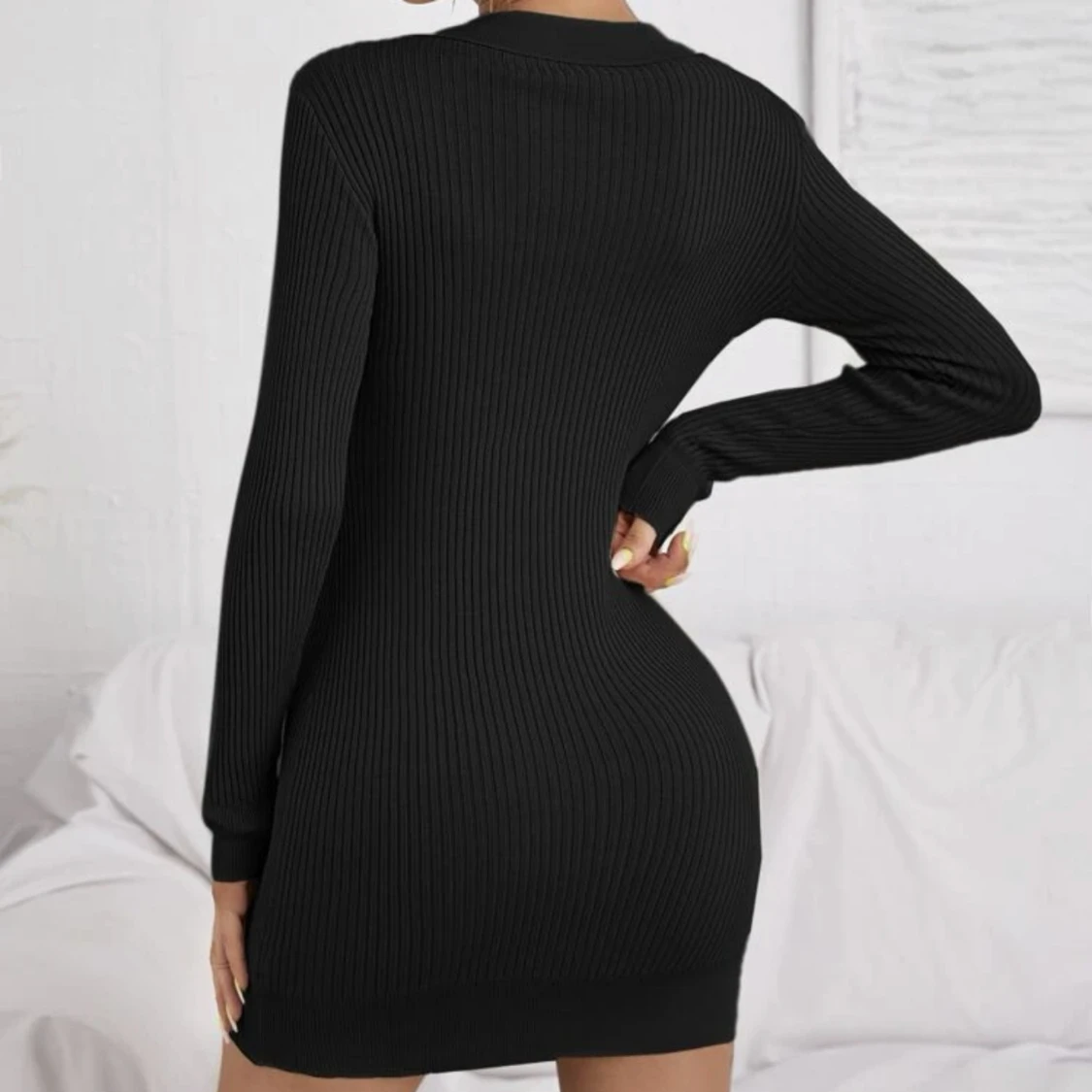 Black knit dress - 90