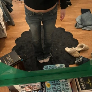 Lågmidjade jeans  - Jeans som inte kommer till användning längre 