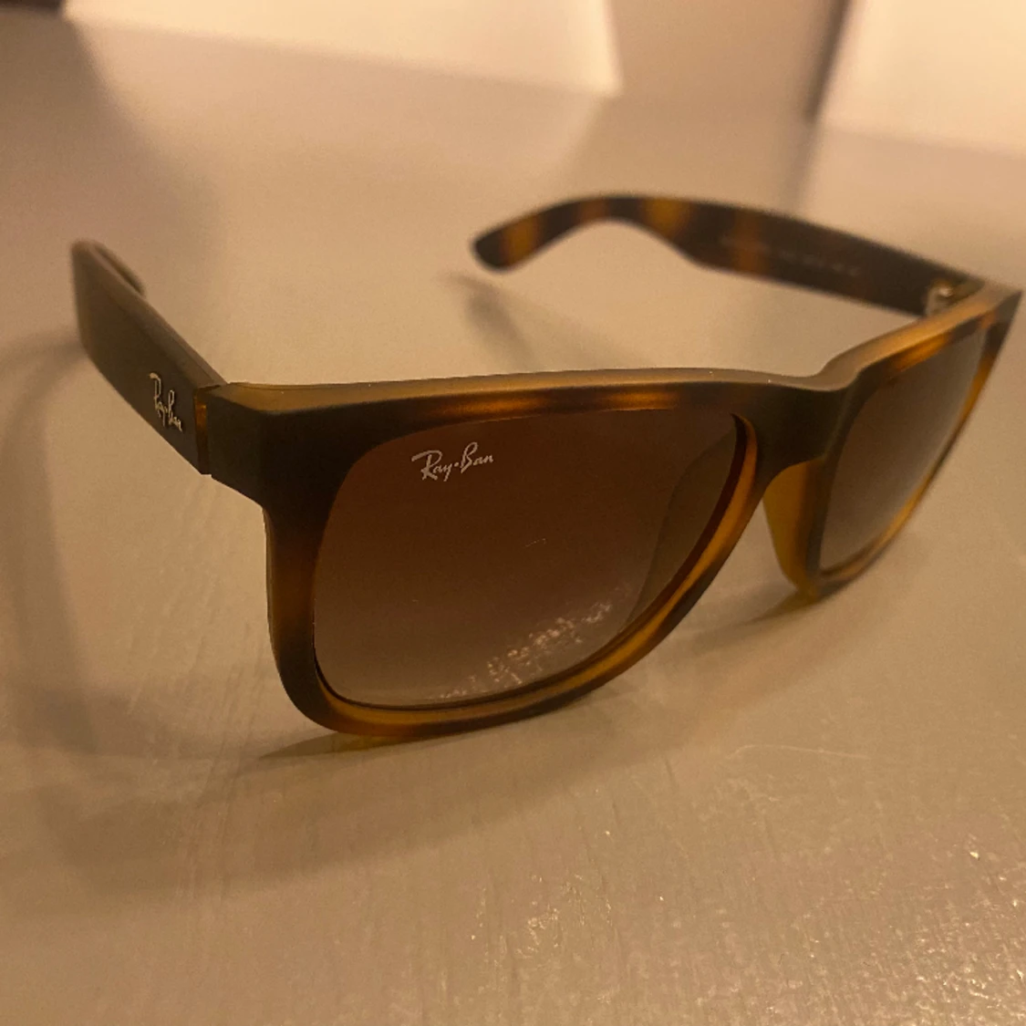 Ray-Ban solglasögon  - 90