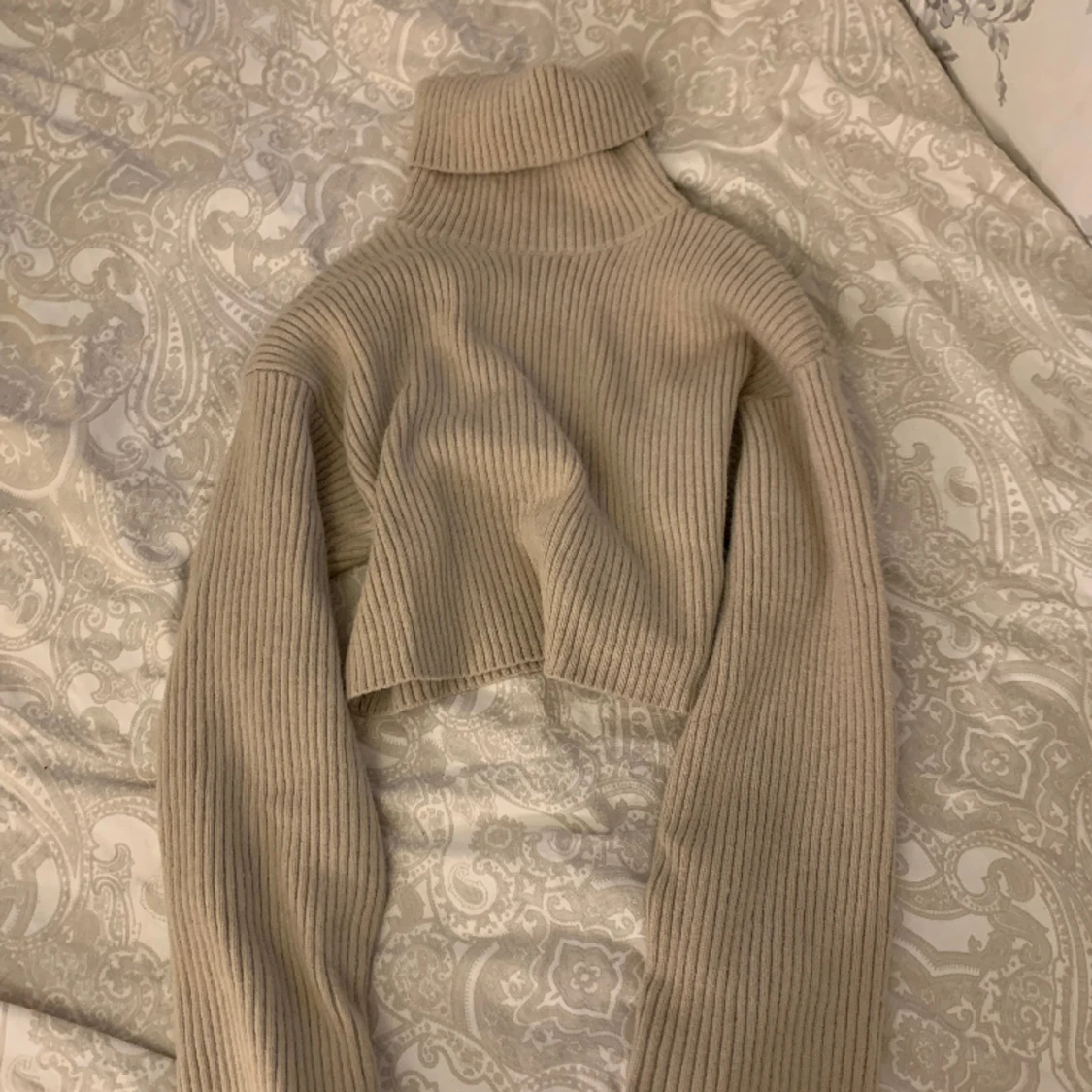 Mag tröja stickad med krage 