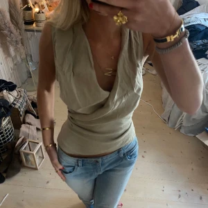 Topp - SUPER snygg och i fin kvalitet väldigt eftertraktad ❣️❣️