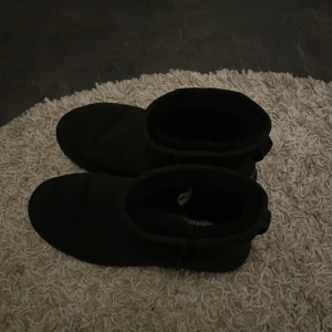 Uggs herr 43 - Toppkvalitet, typ som nya. Kvitto finns, Skric för fler bilder 