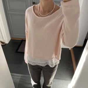 Rosa stickad tröja från Tallyweijl - Rosa stickad tröja i fint skick. Storlek S/M. Använd gärna köp nu!
