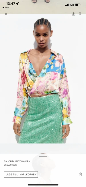 Blus från Zara - Aldrig använd. Storlek M, köpt för 399 kr