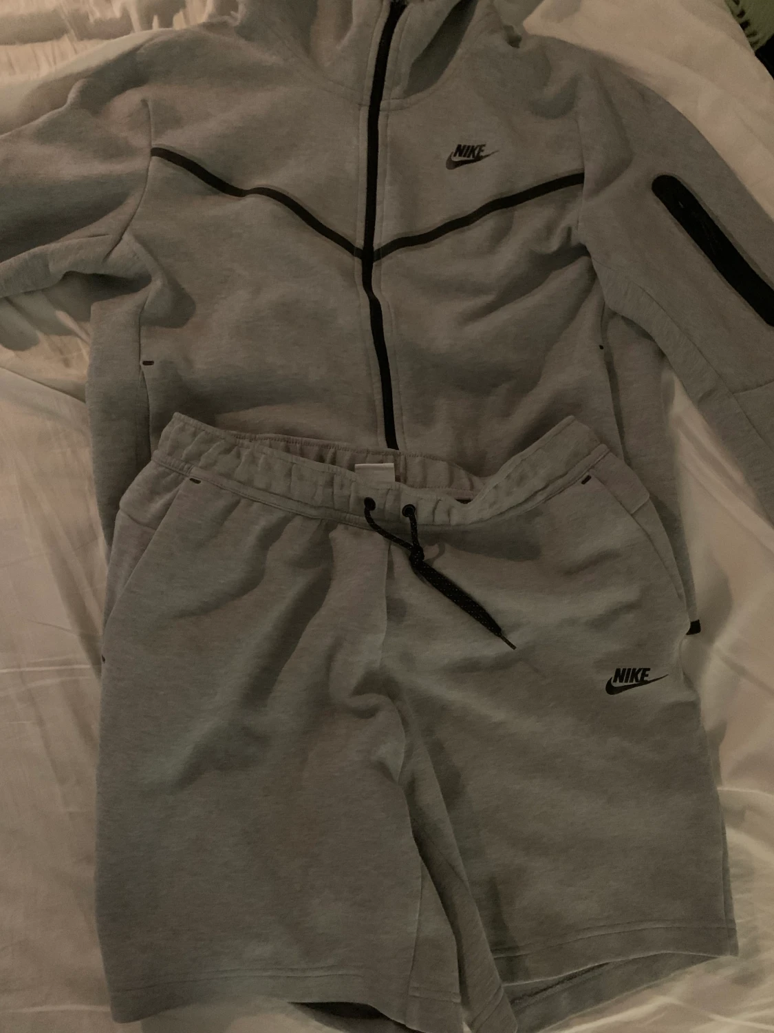 Nike tech fleece  - 90