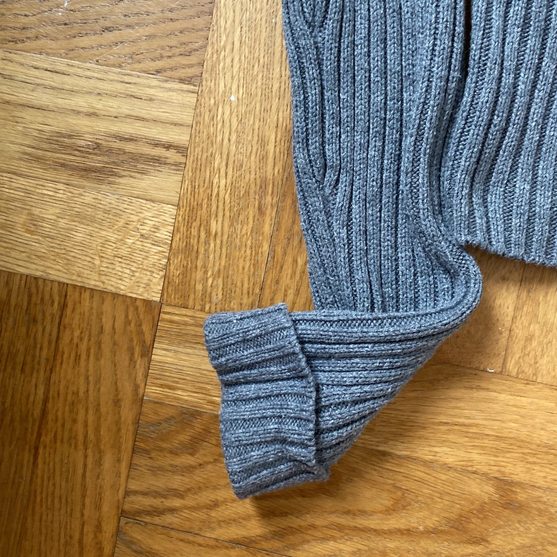 Ribbstickad tröja från Pull&Bear  - 90