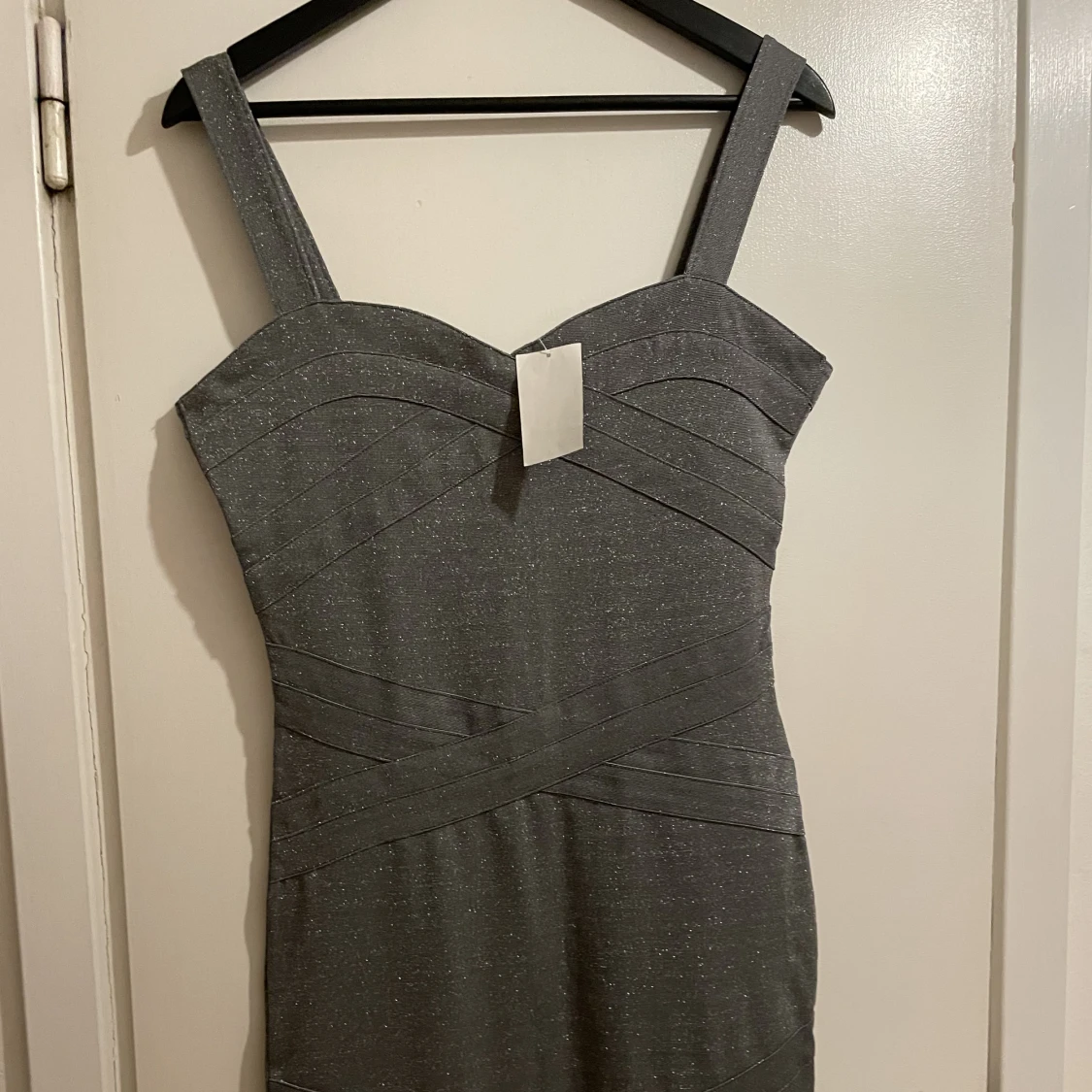 Ny kort klänning  - 91