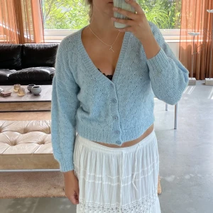 Kofta - Så fin blå stickad kofta!