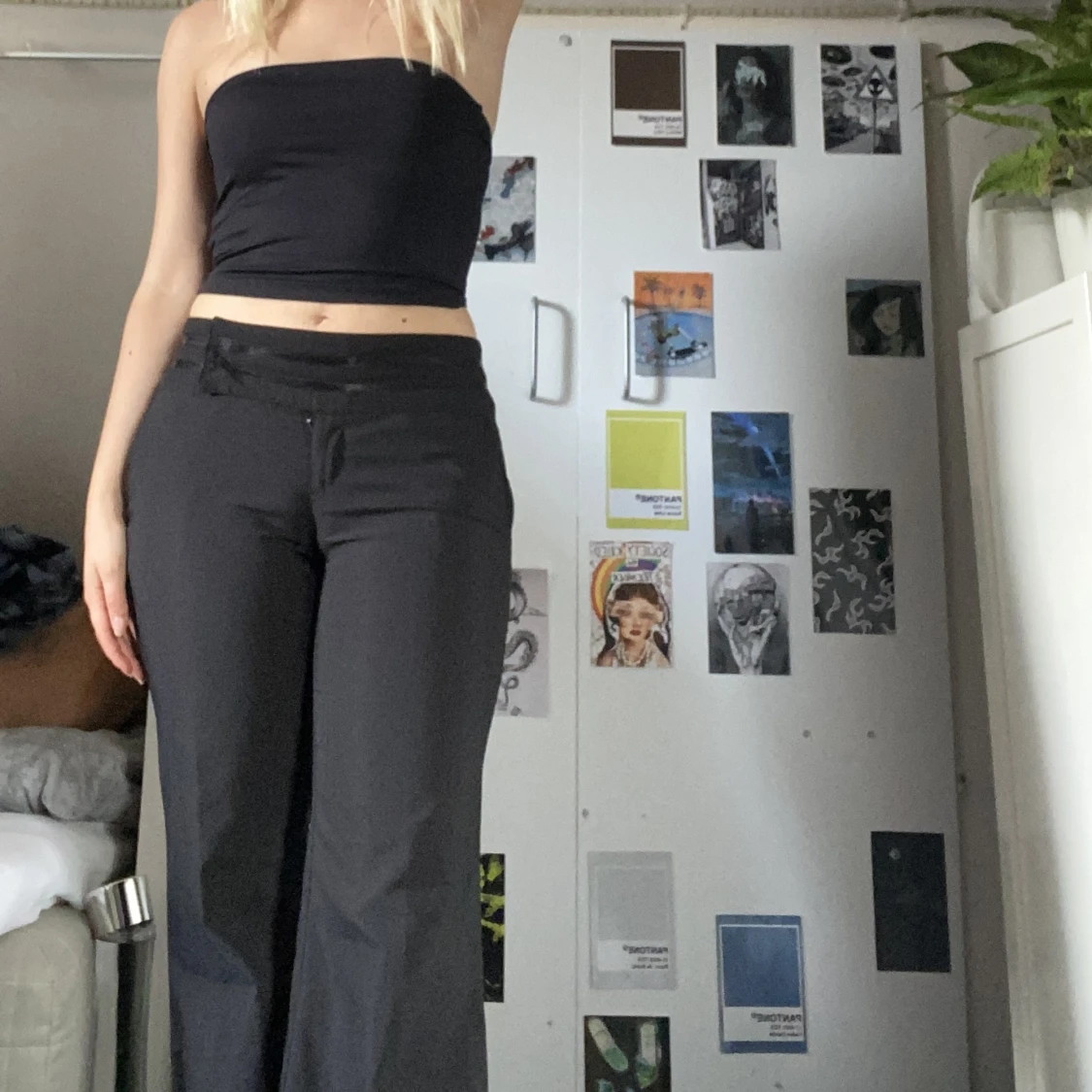 Lågmidjade svarta kostymbyxor - 90