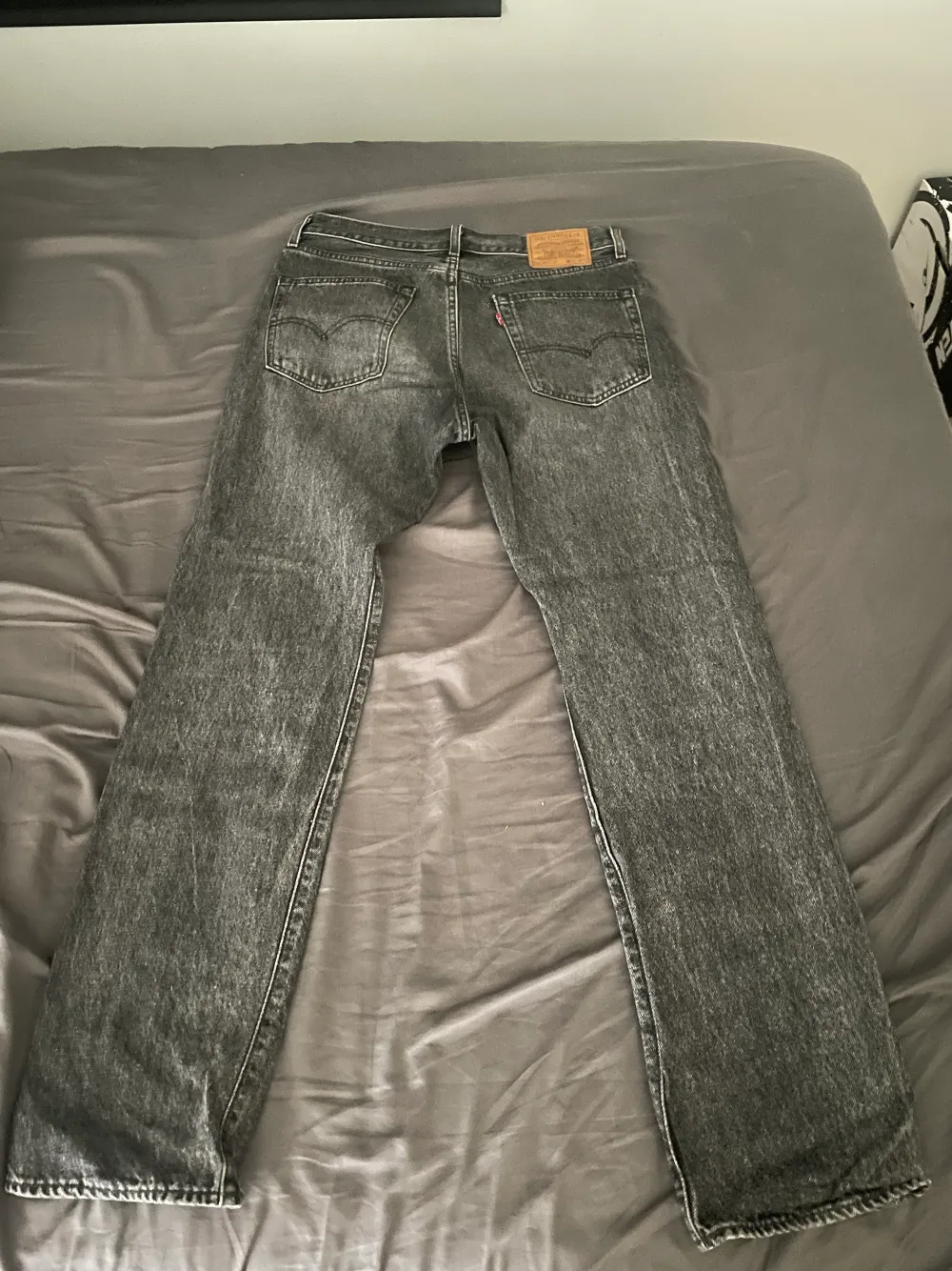 Levis jeans 551 Z raka Stlk: 32,34 Lite använda Säljer för att de inte passar längre.. Jeans & Byxor.