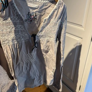 Odd Molly blus - En till superfin odd Molly blus som inte kommer till andvändning