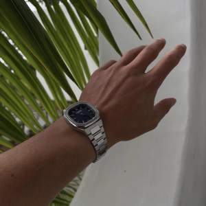 Klassisk Cianté Claude Blue Watch i nyskick. Förpackningen medföljer. (Kan skicka fler bilder via pm)
