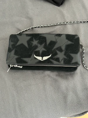 Säljer stjärnig Voltaire väska❤️ - Sänkt priset❤️ bra skick, använt bara få gånger🥰