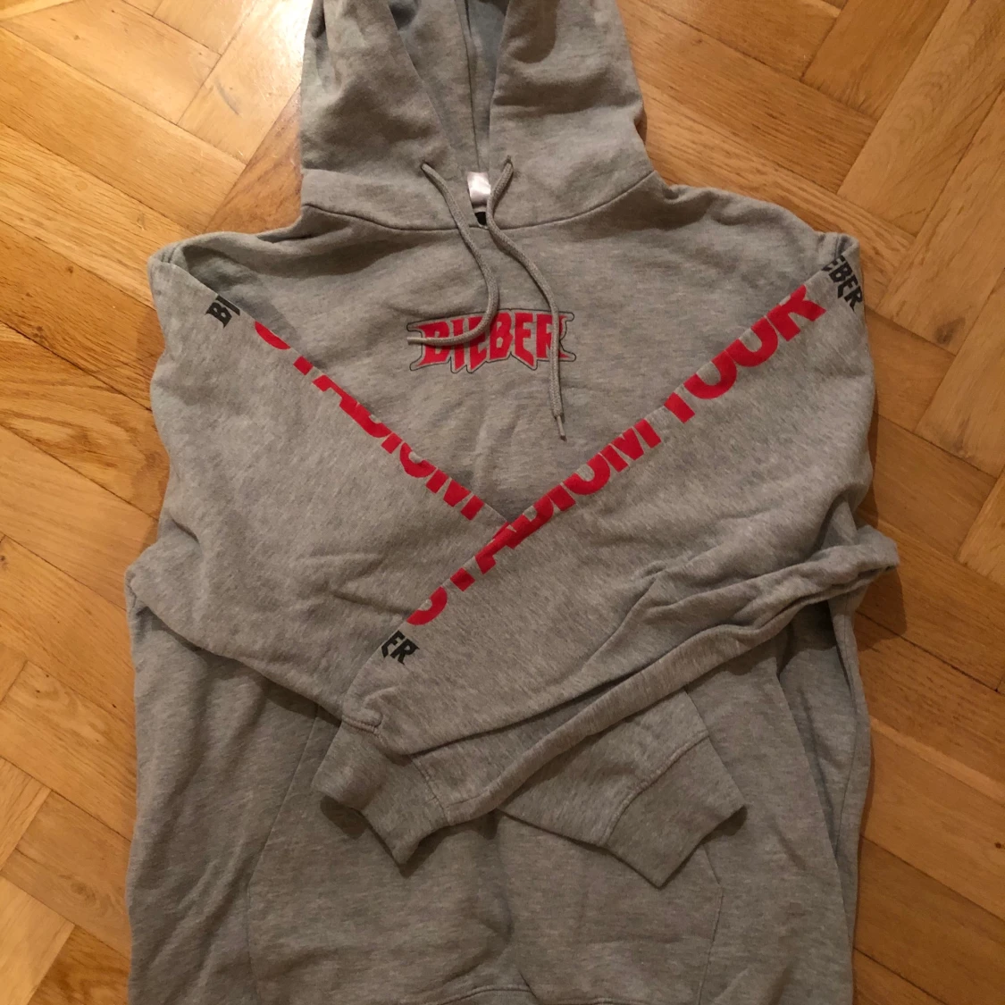 Justin bieber hoodie  - 90