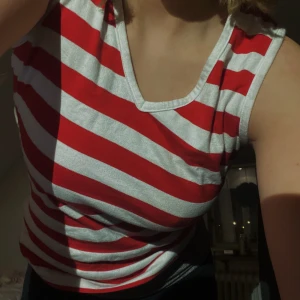 Boomerang linne  - Jättesött linne från boomerang! Inte alls slitet och knappt använt! Skriv privat för fler bilder!🥰