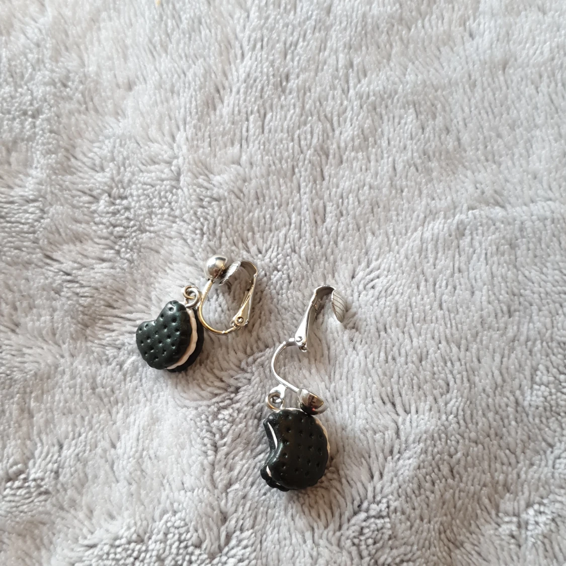 Clips örhängen i form av bakelser och godis - 90