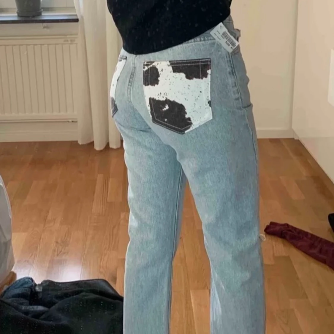 Jeans med komönster på fickorna - 91