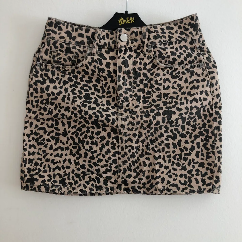 leopard-jeanskjol från gina. Kjolar.