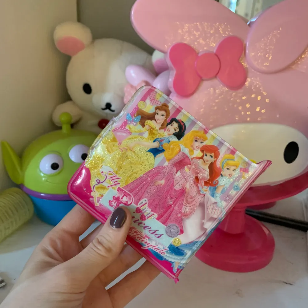 Super söt Disney plånbok! ✨. Accessoarer.