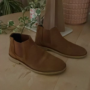 Henri Lloyd skor storlek 37 - Knappt använda, superfina skor i storlek 37