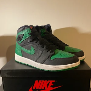 Jordan 1 pine green 2.0 - Cond 9/10