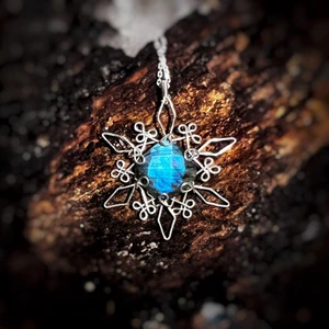 Snowflake Necklace - Handmade sterling silver wire-wrapped labradorite gemstone necklace 