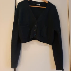 Kofta från Zara storlek S - Storlek S. Fint skick 