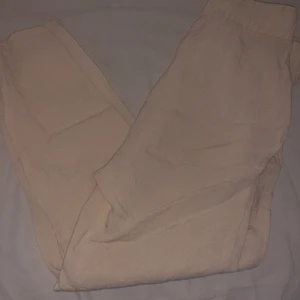 Linnebyxor🤩 - Linnebyxor ifrån hm i storlek S 100kr (Går att pruta)