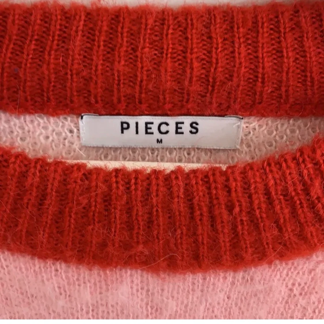 Stickad tröja  - 90