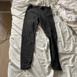H&M leggings  - aldrig använt 
