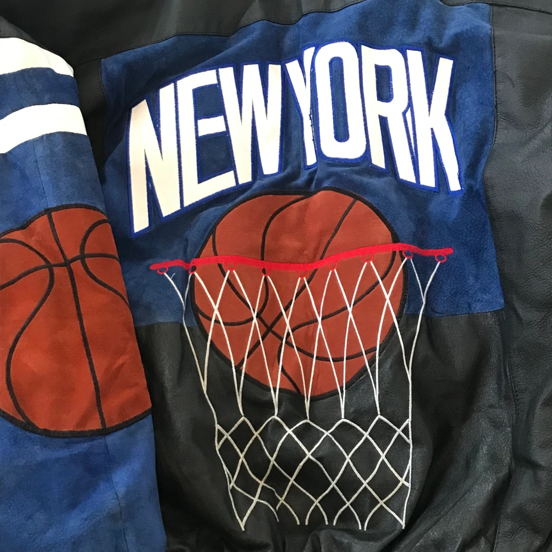 Basketjacka i läder❤️‍🔥 - 91