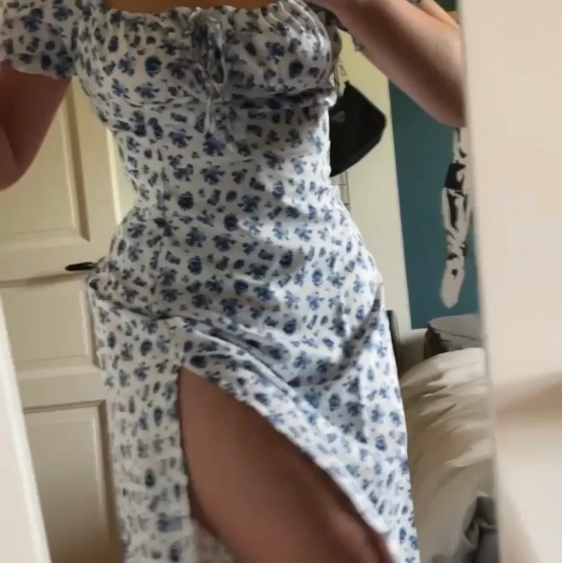 Blommig klänning blå - 91