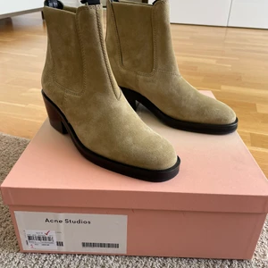 Helt Nya Acne studis skor storlek 36 - nypris 3900kr