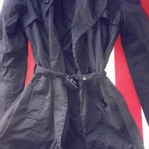 Treanch coat/kappa - Kappa/Treanch coat, passar till höst/vår/sommar 