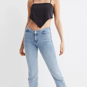 Lowwaist jeans  - Köpte på nätet och råkade köpa fel st. (St 36 är det) so helt oanvända 