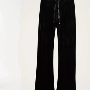 Gina mjukisbyxor  - Ett par Gina tricot mjukisbyxor. Använda endast ett par gånger. Och är i bra skick. 