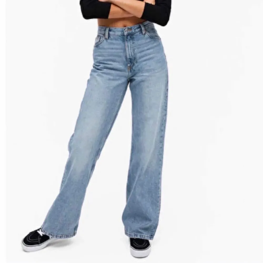 Jeans som inte kommer till användning längre, sparsamt använda!💖💘💕💞. Jeans & Byxor.