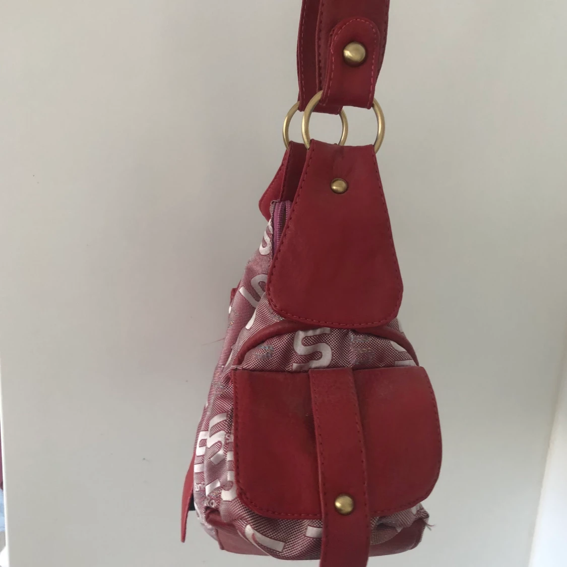 Röd handväska - 91