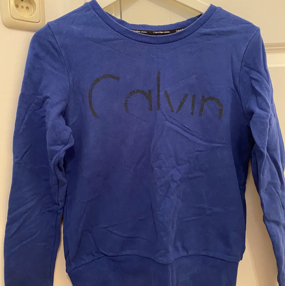 sweatshirt från Calvin Klein, storlek xs💕. Tröjor & Koftor.