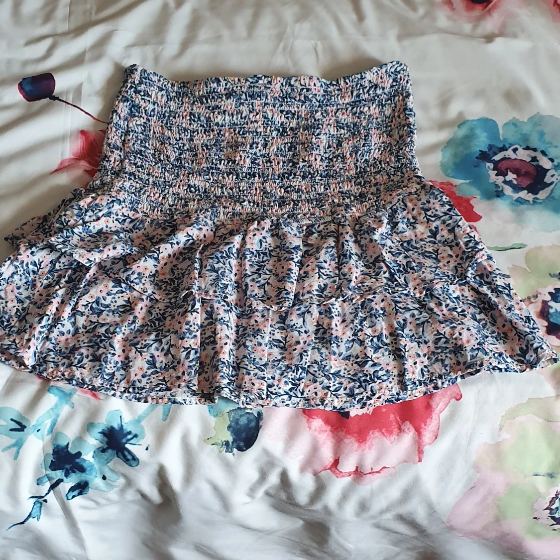 Söt kotton volongkjol 