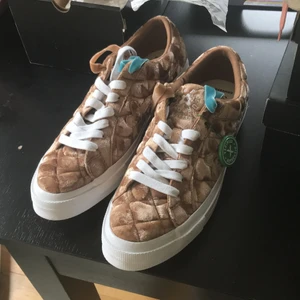 Golf le fleur x converse ’quilted velvet’ - Helt nya, köpa på stockx