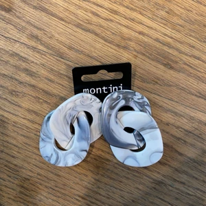 Marmor örhängen  - Oanvända  originalpris 90kr